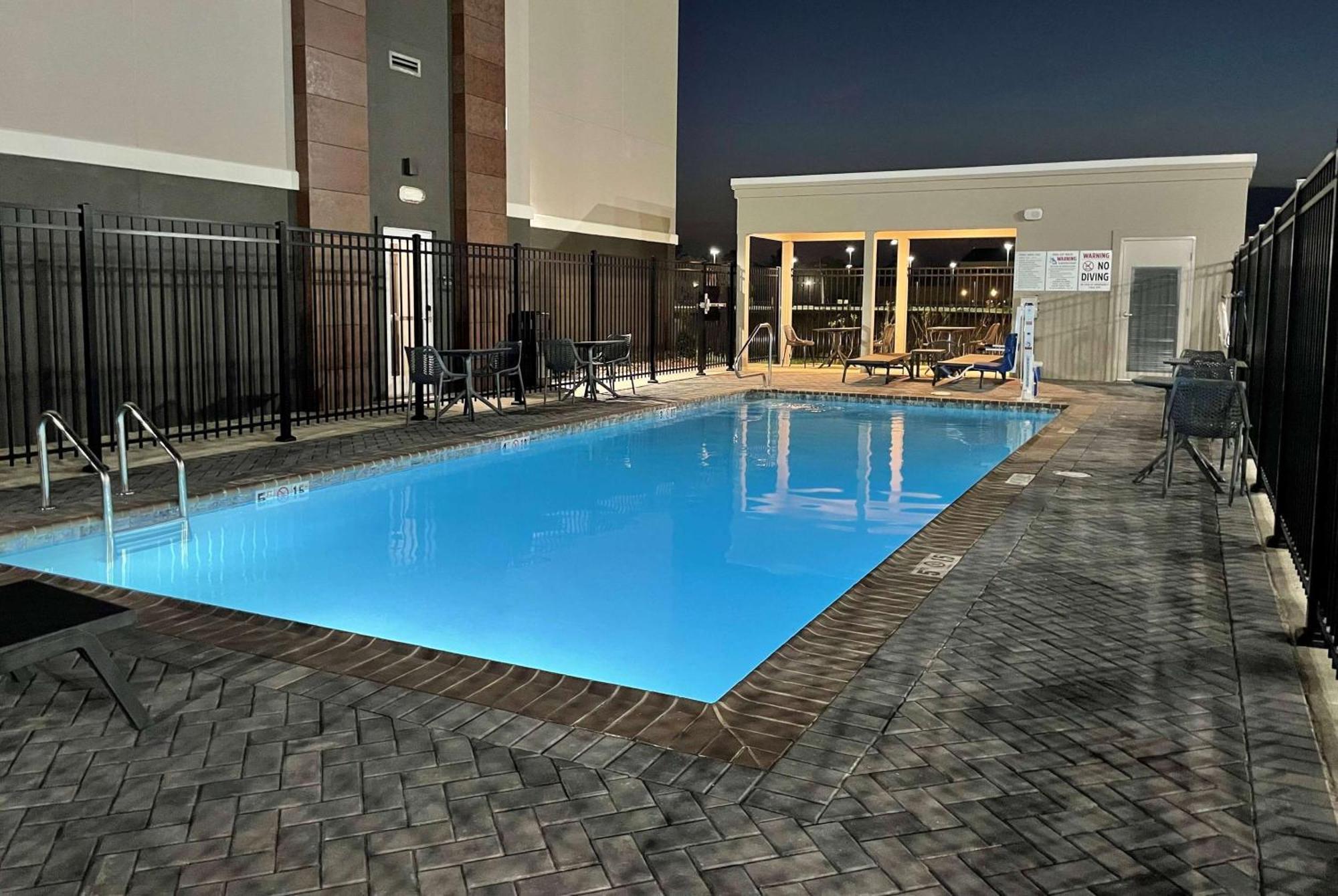 La Quinta Inn & Suites By Wyndham Sulphur Lake Charles Zewnętrze zdjęcie